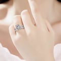 Miniatyrbillede 4 af 5: Kvinder Ring Tre Lag Rhinestones Smykker Mode Udseende Udsøgt fingerring til bryllup US 7