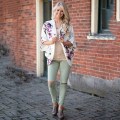 Miniatyrbilde 3 av 5: Dame Floral Kimono Cardigan Topper Sjal Cover Up Jakke White S