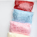 Miniatyrbilde 5 av 5: Strimlet silkepapir, Raffia Hamper Strimle gavefylling Red 500g