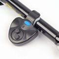 Miniatyrbilde 4 av 5: Pakke Elektronisk Sensitive Fiskestang Alarm Bite Indikator LED Fiske Lys Bite Alarm Klokke Bite Indikator med Alarm
