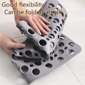 Miniatyrbillede 3 af 4: BETTE Anti-Slip Badeværelsesmåtte - Vandtæt og anti-faldende - Grå - 75 x 43 cm