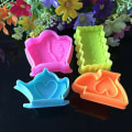 Pikkukuva 3 / 5: 3D Solid B Iscuit mold Mold ?? 4-osainen jousi