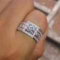 Miniatyrbillede 3 af 5: Mode Mænd Rhinestone Bryllup Engagement Finger Ring Party Decor Smykker Gave US 6