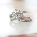 Miniatyrbillede 2 af 5: 2 stk Kvinder Mode Krone Tiara Ring Indlagt Fuldt Rhinestone Legering smykker Gave Gold CN15