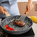 Miniatyrbillede 4 af 4: 2x Rustfrit Stål Fisk Spatel Vendespatel, Træhåndtag Fisk Spatel, Spalte Vendespatel, Køkken Spatel F(hy)