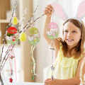 Miniatyrbilde 2 av 4: Påske Trepynt 3 stk Fargerike Malte Egg Hane Hul Ornament For Hjem Fest Inngangsdør Vegg Vindu Dekor