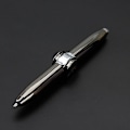 Miniatyrbillede 2 af 5: Spinnende Roterende Pen Metal Shell Roterende Pen Led Roterende Pen Efterfyldning Kuglepen Multifunktionspen Til Studerende Underholdning (3stk, Multifarvet)
