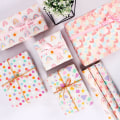 Miniatyrbillede 3 af 5: 6 stk. Eksklusive Anti-Fade Rektangulære Kraftpapir Gaveindpakningspapirer Hjerte Regnbue Print Valentinsdag Indpakningspapirer Festival Tilbehør