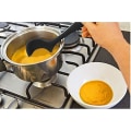 Miniatyrbillede 2 af 4: BPA-fri silikone køkkenredskabssæt - ske, øse og spartel - tåler opvaskemaskine - non-stick - varmebestandig (5 stk. sort)