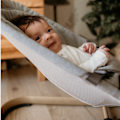 Pikkukuva 2 / 11: Moby-System LILY 2-in-1 Vauvaystävällinen Keinutuoli