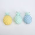 Miniatyrbild 5 av 5: Rolig Decompression Vent Ananas Squeeze Ball Present Squishy Squeeze Stress Reliever Fidget Sensoriska Leksaker Simulering Frukt Mat[HK] Large yellow