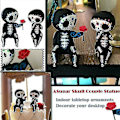 Miniatyrbillede 4 af 5: HKK  2 stk. Resin Sukkerkranie Par Statu Elskende Statue Holder Rose