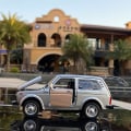 Pikkukuva 4 / 4: 1:32 LADA NIVA Classic -auto, metallivaluautot ja leluajoneuvot, metallileluauto, erittäin simuloitu kokoelma, lasten lelulahja[HK] Red