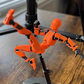Miniatyrbillede 3 af 5: T13 Titan Robot Actionfigur Legetøj, Multi-Leddet Bevægelig 3D-Printet Figur Dummy- Desktop Dekorationer, Valentinsdagsgaver til Ham (Sort)[HK] Black