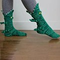 Pikkukuva 3 / 3: Unisex jouluaiheiset neulotut eläinkuviosukat, funkyt polvisukat [HK] Crocodile