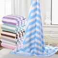 Miniatyrbilde 2 av 2: Basics Strandhåndkle Cabana Stripe, Havgrønn, Pakke med 1[HkkK] Blue