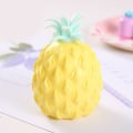 Miniatyrbillede 1 af 5: Sjov Dekompressionsventil Ananas Klemmebold Gave Squishy Squeeze Stressaflastning Fidget Sensoriske Legetøj Simulering Frugt Mad[HK] Large yellow