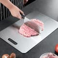 Titan skärbräda, skärbräda i rostfritt stål, dubbelsidig titan för köttskärning, skärbräda för frukt, 34x23cm