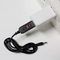 Pikkukuva 5 / 10: Universaali QC 3.0 USB - 5V-12V säädettävä jännitevahvistin 5.5x2.1mm kaapeli virtalähde WiFi-reitittimelle LED-nauhalle