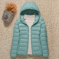 Miniatyrbillede 6 af 6: Dame Plys Hættetrøje Yderbeklædning Lynlås Puffer Dunjakke Med Lomme Velegnet Til At Gå På Indkøb Iført Lyseblå light blue m