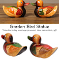 Miniatyrbillede 7 af 8: Håndmalede Træmandarinand Statuer Farveholdbare Sikre Farver Havefugl Statue Til Hjem Have Dekoration Gaver