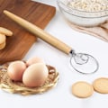 Miniatyrbillede 4 af 5: 2 danske dejpiskere, brødpiskere, hollandske piskeris, træ