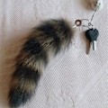 Pikkukuva 3 / 3: Söpö kettu Racoon hännän avaimenperä turkis riipus avaimenperä laukut viehätys avaimet pidike pari avaimenperät IC