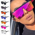 Miniatyrbillede 1 af 5: Nye Trend Store Enkelt Stykke Ramme Uv400 Solbriller Street Shot Kørebriller Black-Mirrored Red
