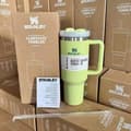 Stor 1,2L termokopp i rustfritt stål med håndtak og sugerør for bilreiser (bt) Light Green