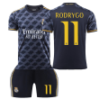Miniatyrbillede 1 af 2: 23/24 Sæson Real Madrid Away Kit Børnefodboldsæt 11 RODRYGO 11 RODRYGO XL