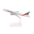 Miniatyrbilde 3 av 5: Modellfly i metall i skala 1:400 av Emirates Airlines 777