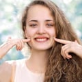 Miniatyrbilde 8 av 10: 1 Par Dimple Trener Dimple Maker for Kinner HVIT white