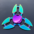 Miniatyrbillede 1 af 5: Metal Farverig Legering Fingertop Gyro Finger Roterende Finger Nyttigt Værktøj til Trykreduktion Colorful Blade 134