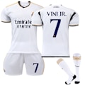Miniatyrbillede 1 af 2: 2023-2024 Real Madrid Hjemmebørnefodboldtrøje Vinicius nr. 7 VINI JR no. 7 VINI JR 20