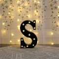 Miniatyrbillede 5 af 7: Store Bogstaver Lys Lys Op Alfabetet Marquee Lamper Navneskilt DIY Dekoration Til Væggen Soveværelse Børneværelse Bryllup Fødselsdagsfest Bar R