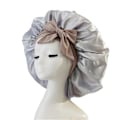 Pikkukuva 1 / 4: Satiini Bonnet - Silkkibonetti Unille - Kaksoiskerroksinen Satiinivuorattu Hiusbontti Solmulla - Naisille, Luonnollisille Kiharille silver colored