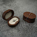 Miniatyrbild 2 av 5: Rustik Vigselring Box Bröllopsdag Ring Hållare A2