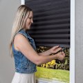 Miniatyrbilde 5 av 5: Sorte 24 tommer x 71 tommer NYE Plisserte Stoffvinduer Skygger Persienner Trådløs Lysfiltrering
