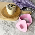 Miniatyrbilde 2 av 3: Stor og liten trekantform Barnris Bento DIY Tång Laver Ris med skje (3 stk) Botao