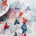 Pikkukuva 2 / 7: 100 kpl Fishtail Charms Random Charms Lasikorut