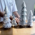 Miniatyrbilde 10 av 10: Tårnformet trefyrtårn flokket sedertre 15cm 15cm