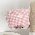 Miniatyrbilde 1 av 10: Kosmetikkvesker Etuier ROSA RETTE ROSA RETTE pink plaid