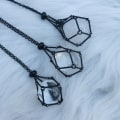 Miniatyrbillede 8 af 10: Crystal Holder Cage Necklace Crystal Net Metal Necklace M M