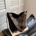Miniatyrbillede 1 af 10: Crossbody Bag Bucket Bag SORT black