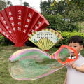 Miniatyrbild 5 av 10: Bubbelmaskin som blåser bubbelverktyg C C C