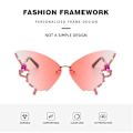Pikkukuva 8 / 10: Diamond Butterfly Aurinkolasit Bling Aurinkolasit GRADIENT PINK Gradient Pink
