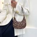 Pikkukuva 5 / 9: Crossbody Bag Käsilaukku Kainalolaukut
