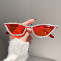 Pikkukuva 1 / 10: Cat Eye Aurinkolasit Glitter Aurinkolasit CLEAR RED CLEAR RED Clear Red