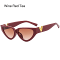 Pikkukuva 1 / 10: Cat Eye Aurinkolasit Aurinkolasit WINE RED TEA WINE RED TEA Wine Red Tea