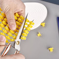 Miniatyrbillede 6 af 9: Kiks Bageform Lerpresser Prægeform